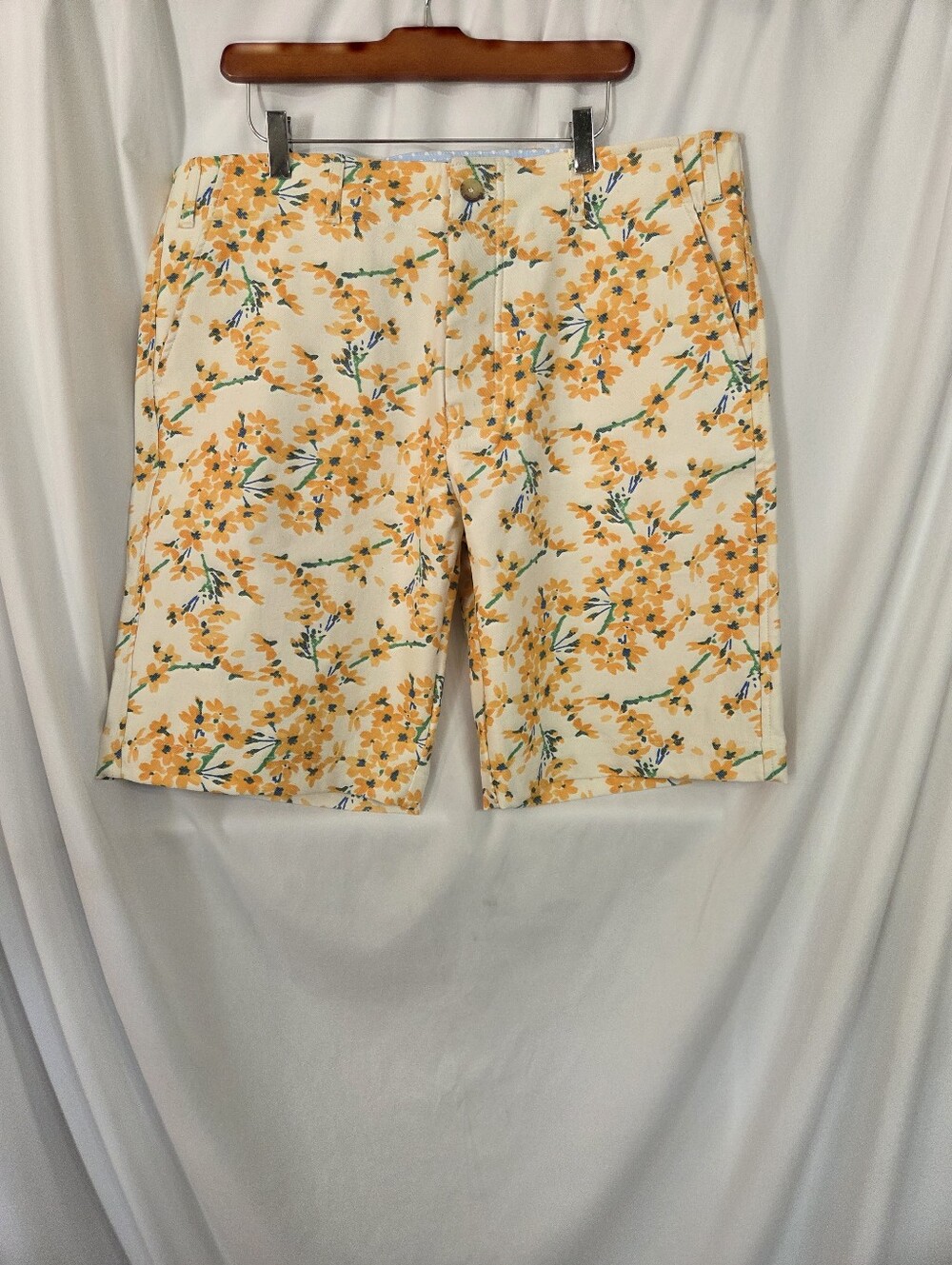 Old Bull Lee Orange Floral Print Shorts Size 38